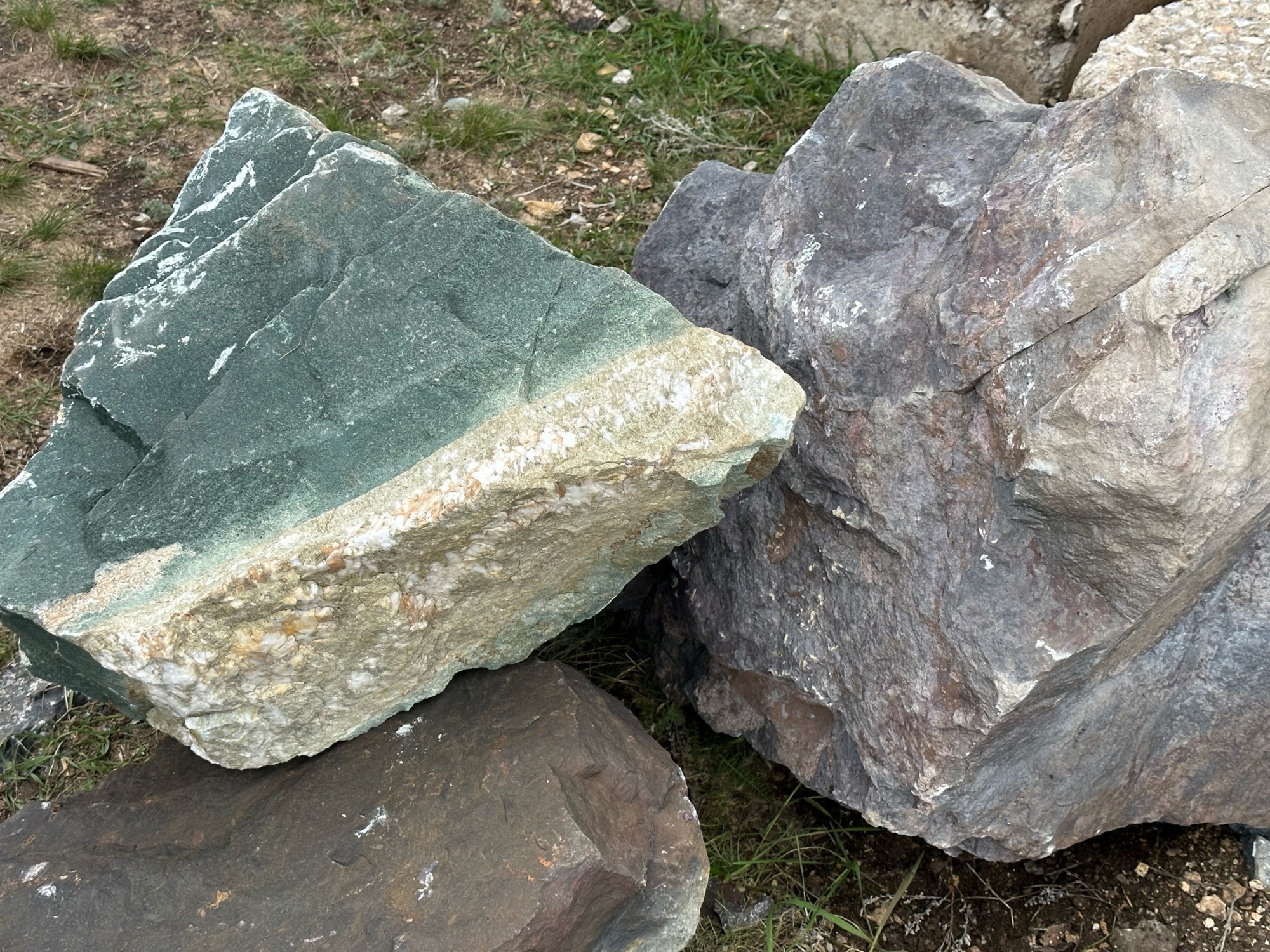 Камни для ландшафтного дизайна зелёные 10-60 килограмм купить в Красноуфимске