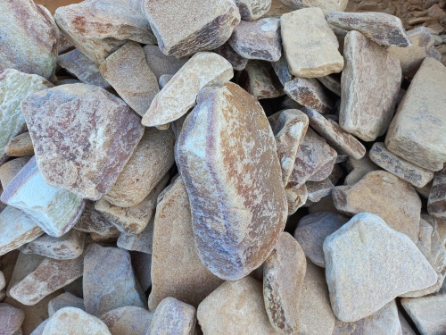 Златолит жёлтый, жёлто-зелёный глыбки и валуны для ланшафтного дизайна купить в Красноуфимске