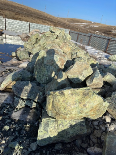 Камни для ландшафтного дизайна зелёные 10-60 килограмм купить в Красноуфимске
