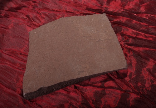 Плитняк лемезит бордовый для цоколя 1,5-2 см купить в Красноуфимске