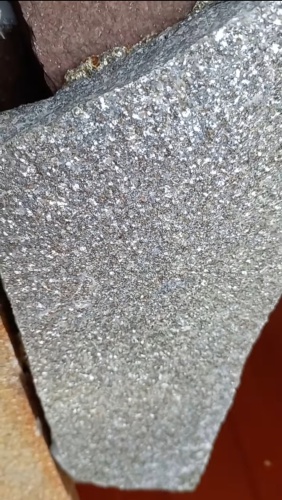 Плитняк златолит серебристый для фасада купить в Красноуфимске