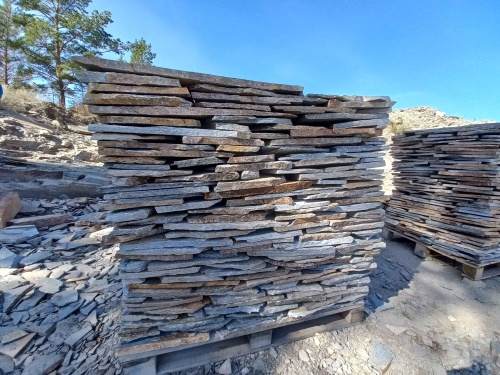 Плитняк златолит серебристый для фасада купить в Красноуфимске