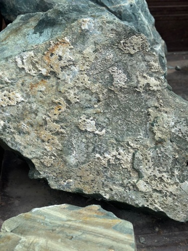 Ландшафтные глыбы зелёные 200-500 килограмм купить в Красноуфимске