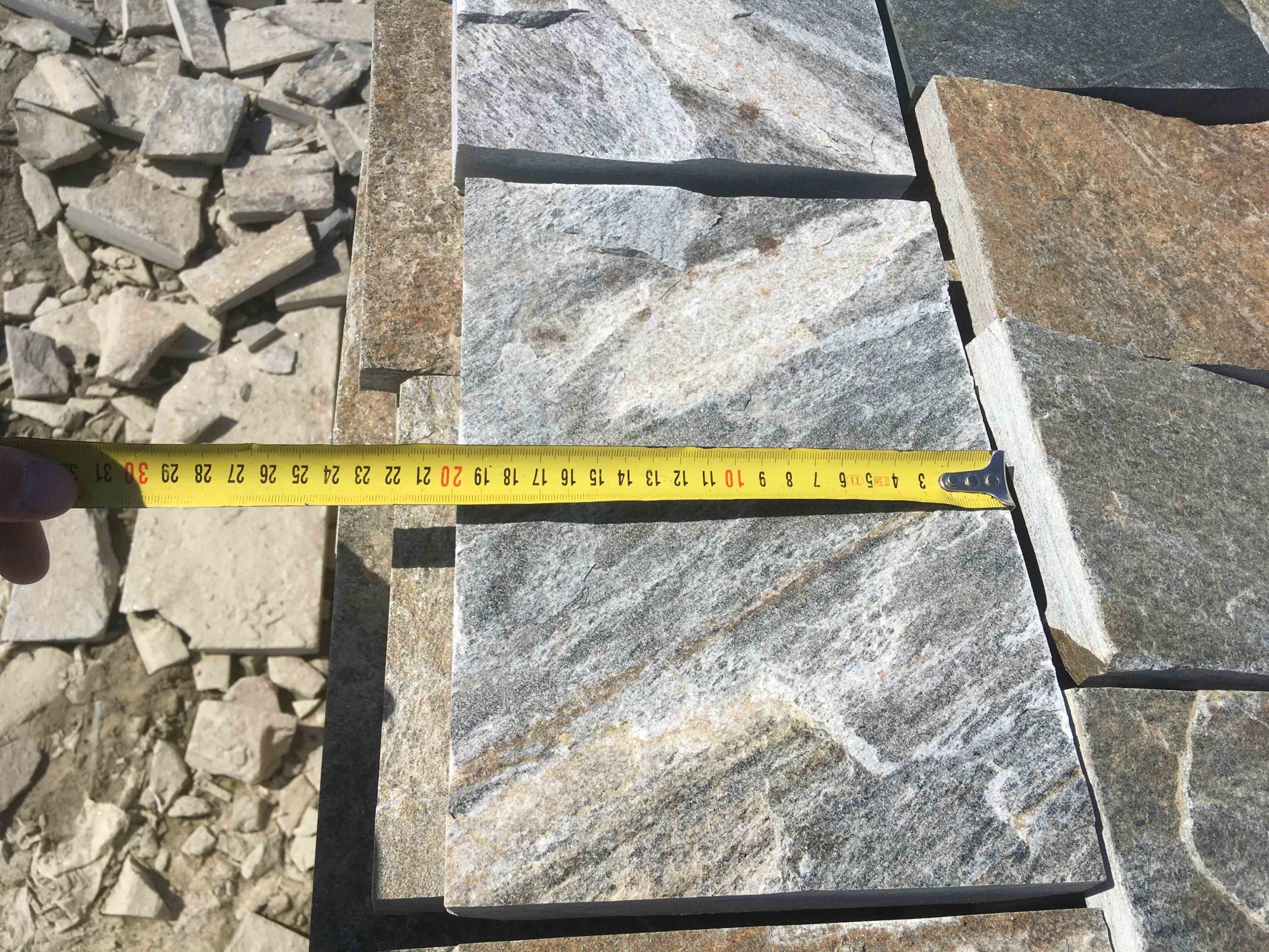 Плитка пилёная златолит Уральский для фасада купить в Красноуфимске