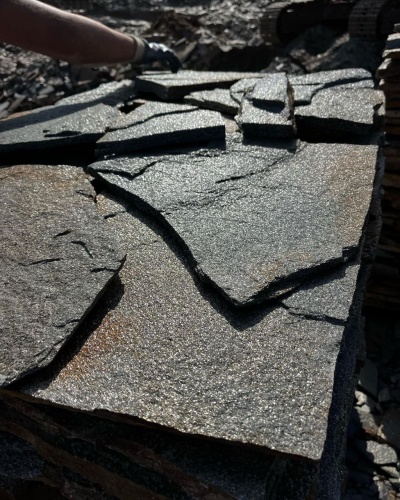 Плитняк златолит серебристый для фасада купить в Красноуфимске