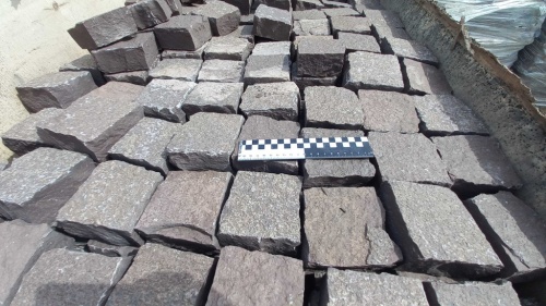 Лемезит колотая брусчатка 10 * 10 см. для парковки купить в Красноуфимске